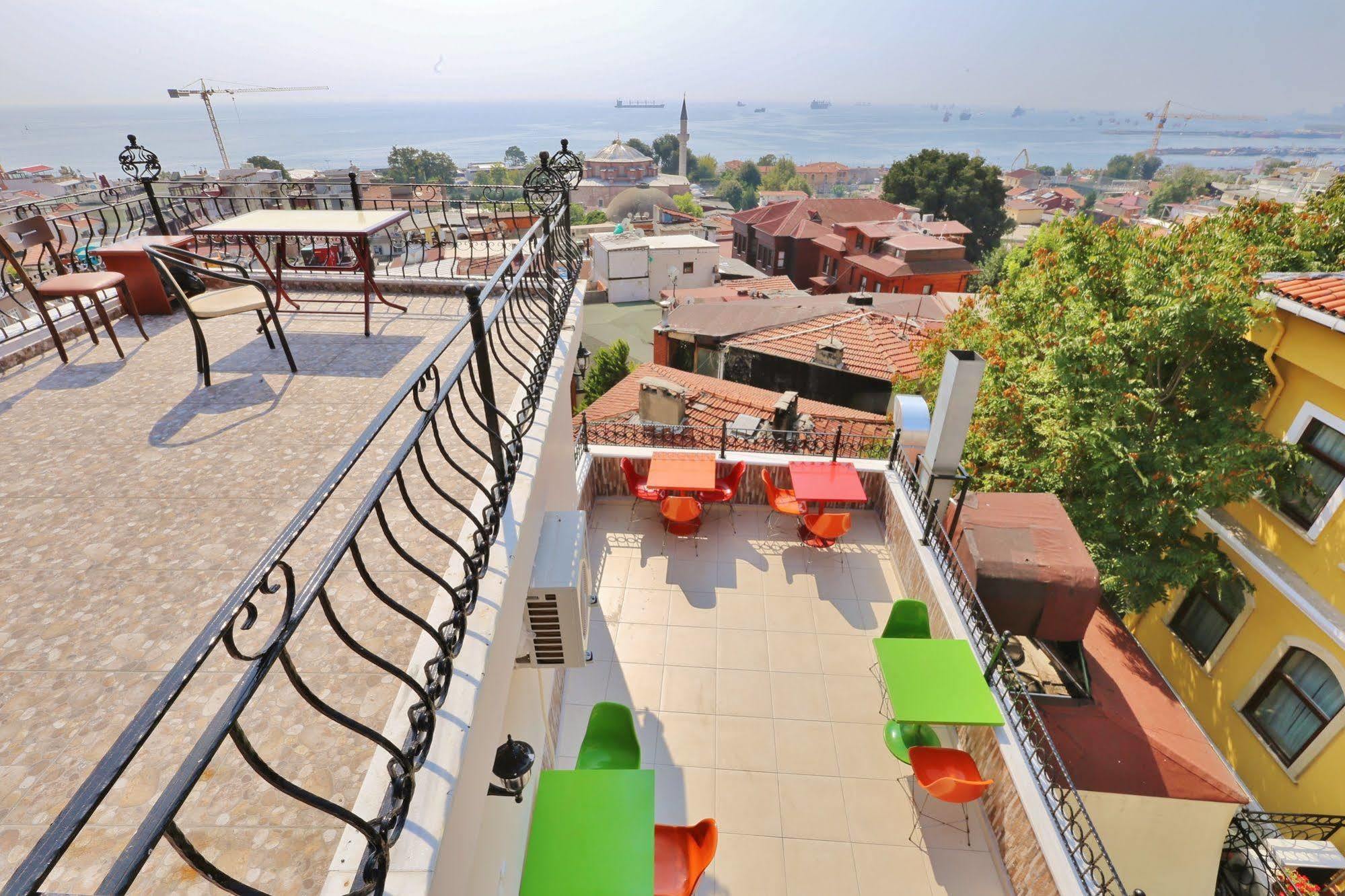 Camelot Apartment Istanbul Ngoại thất bức ảnh